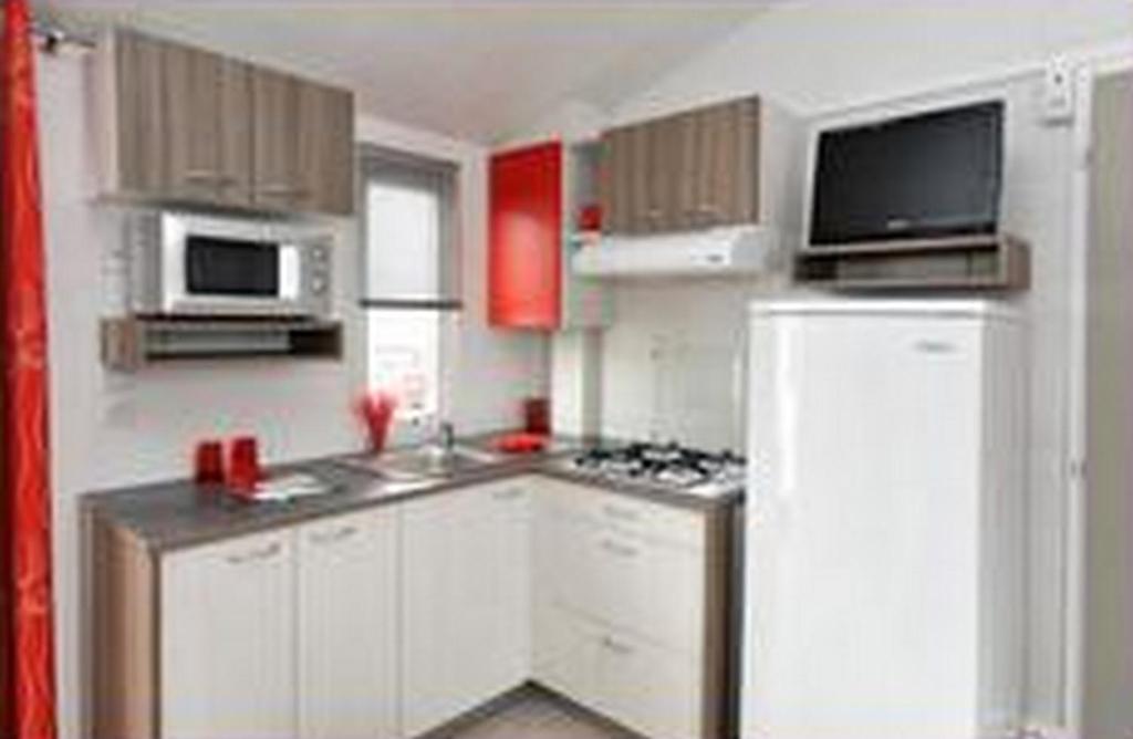 Camping Au Bord De L'Aisne Guignicourt Habitación foto